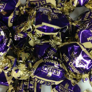 MILK CHOCOLATE ECLAIRS 200g